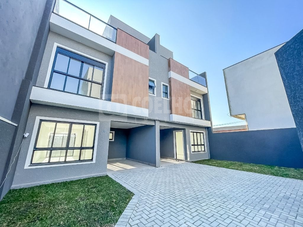 Sobrado à venda com 3 quartos, 140.00m² - Jardim das Américas,Curitiba