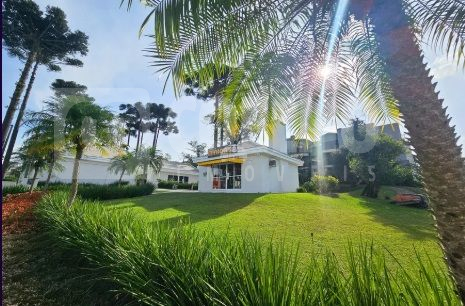 Sobrado em condomínio à venda com 3 quartos, 230.00m² - Afonso Pena,São José dos Pinhais