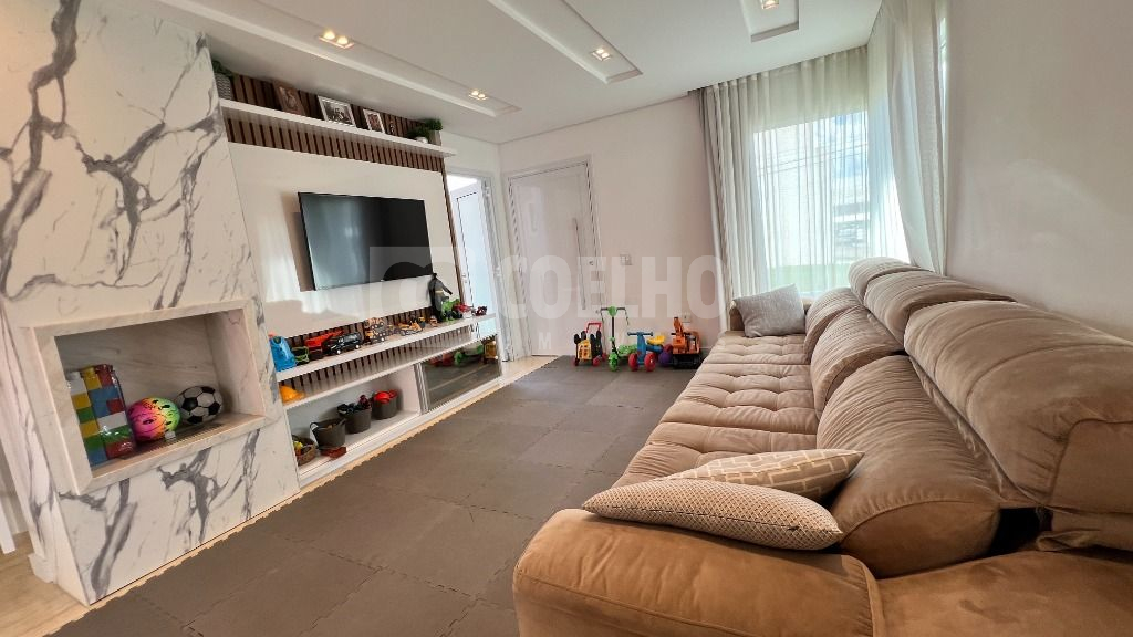  - Quadriplex 230m² à venda Condomínio Green Gold Bairro Afonso Penas São José dos Pinhais